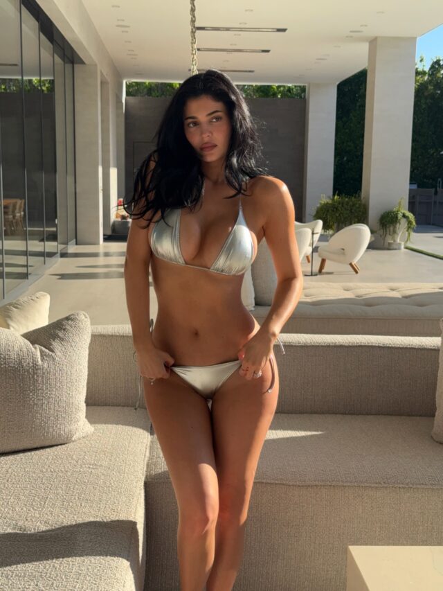 Kylie Jenner’s Latest Photos Go Viral Online